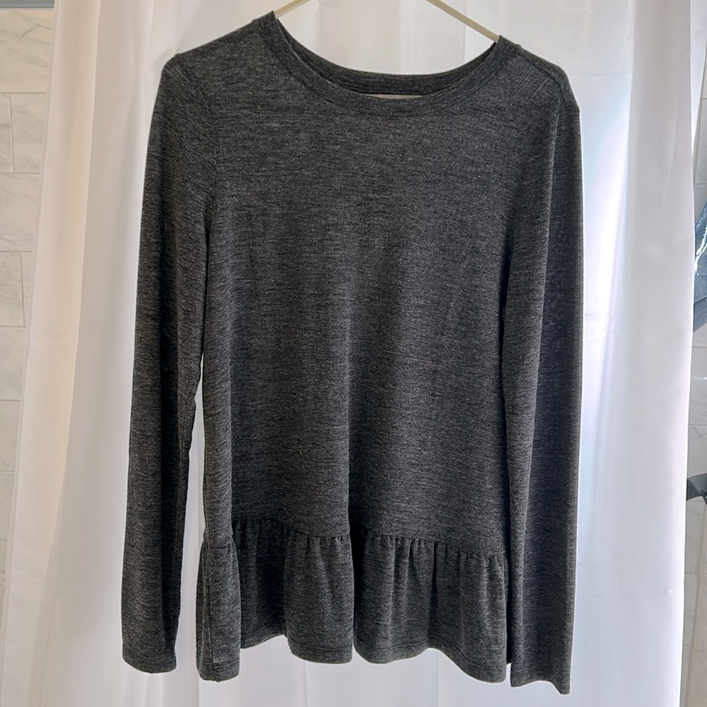 LOFT ladies long sleeve knit top